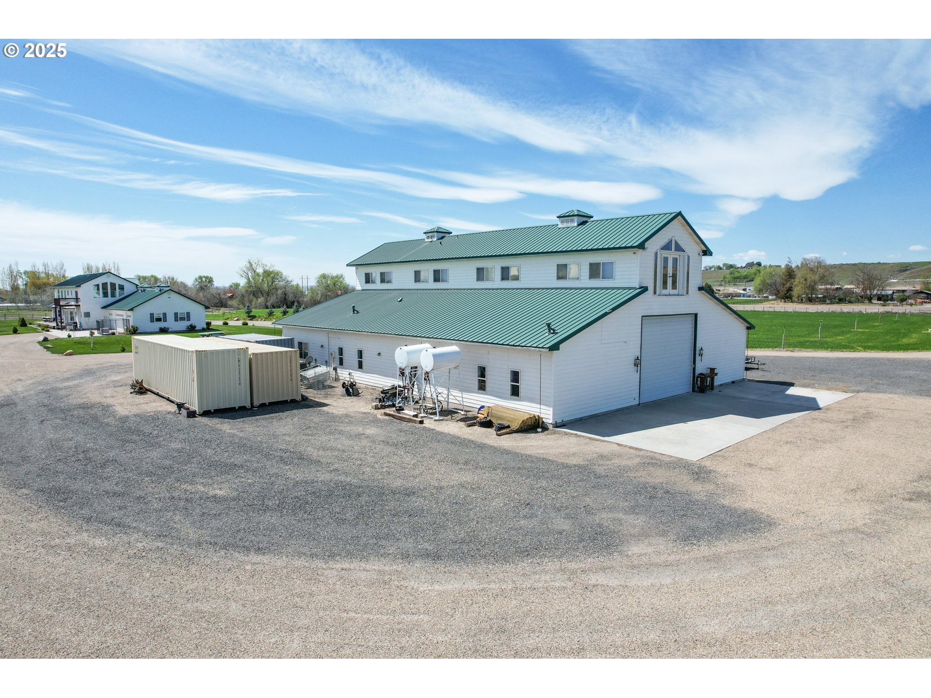 4460 Highway 201 Property Photo 13