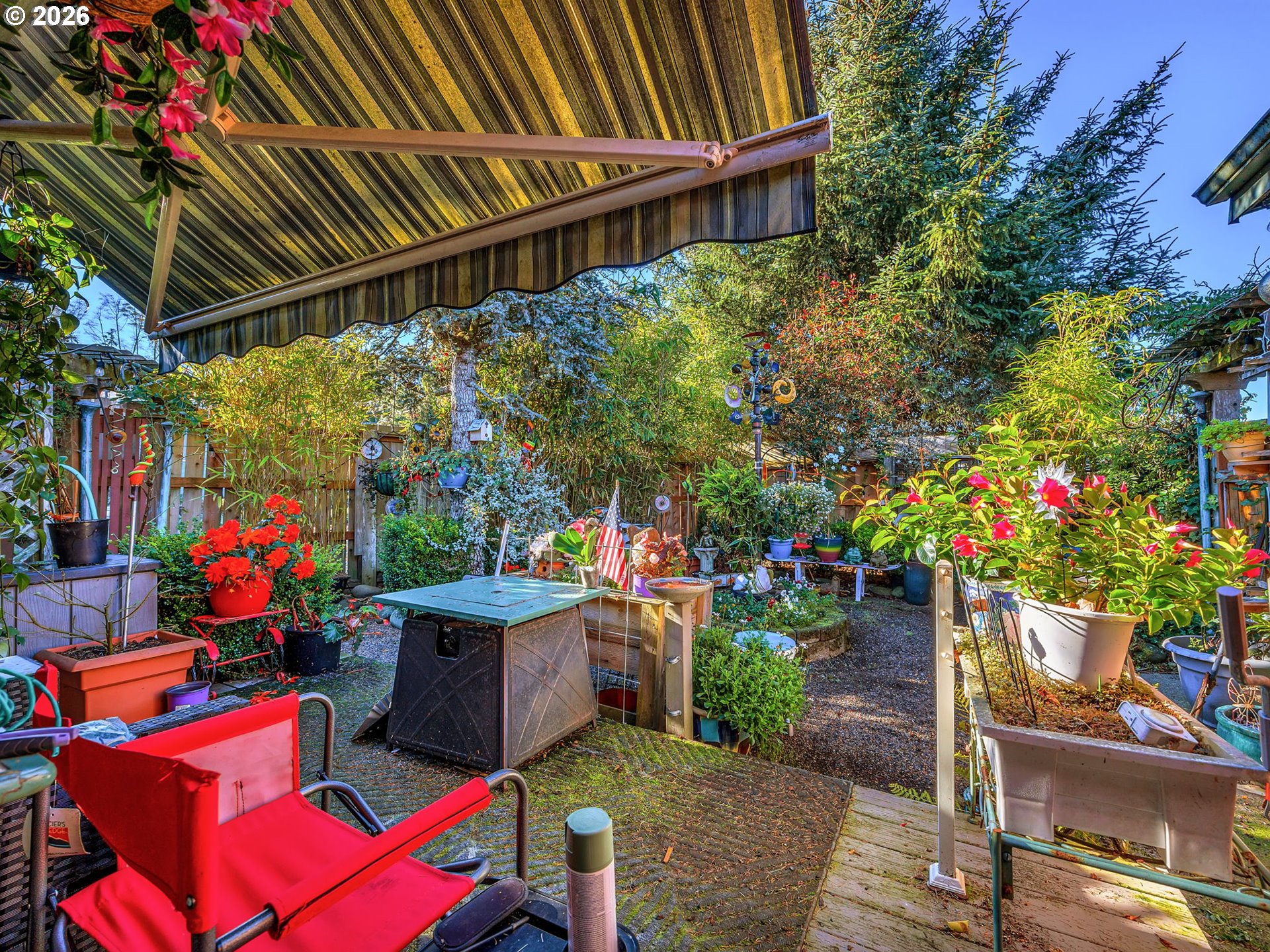 521 Hillside Loop Property Photo 4