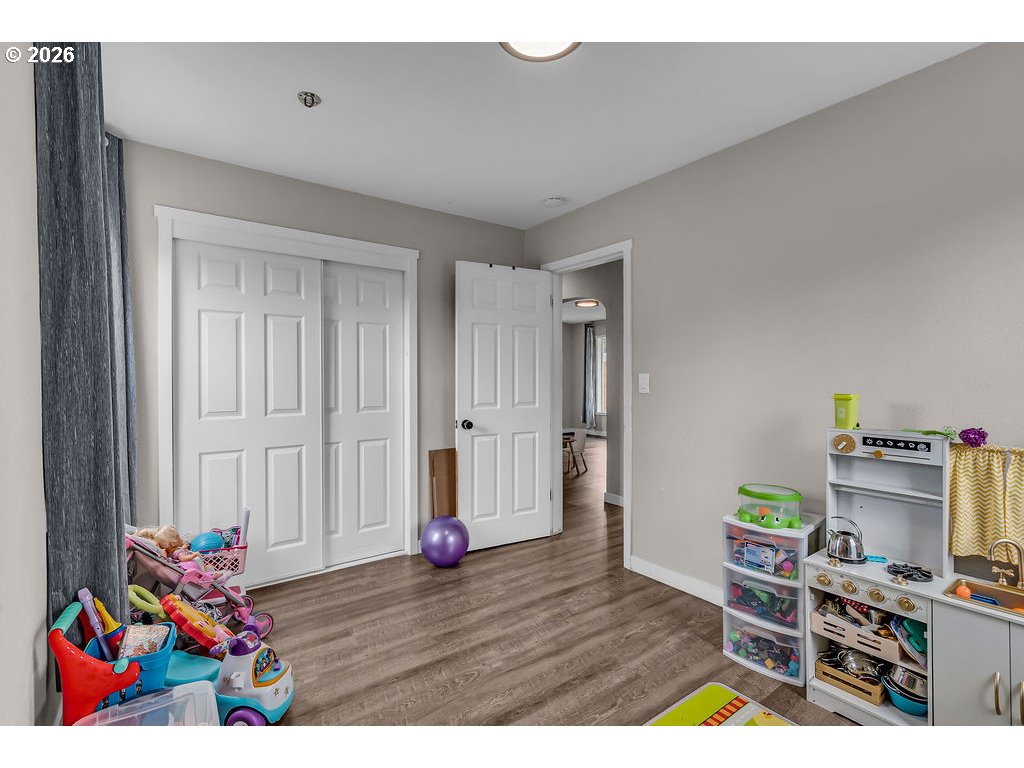 717 20th St Property Photo 19