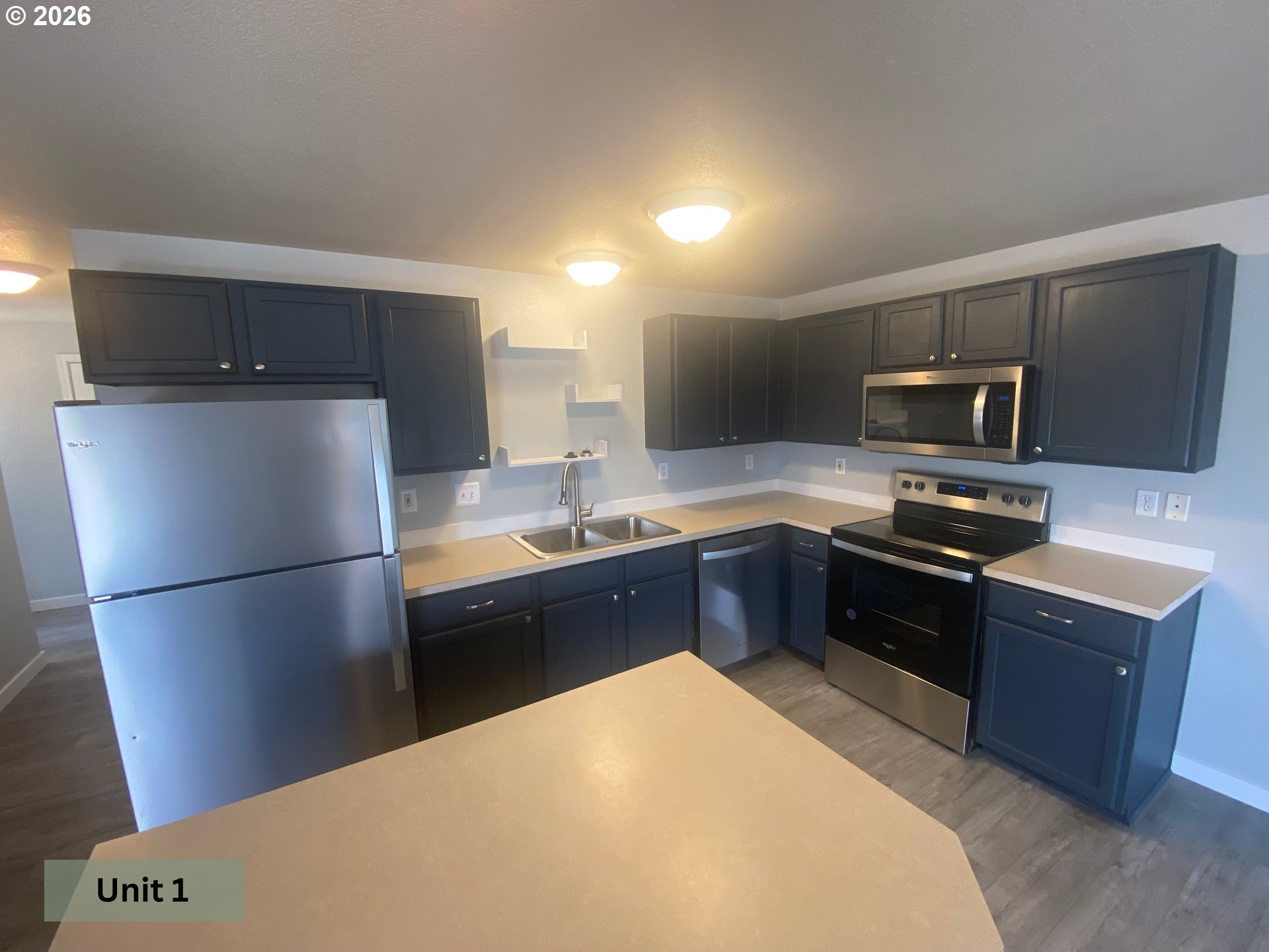 2531 Nw Cedar Ave Property Photo 5