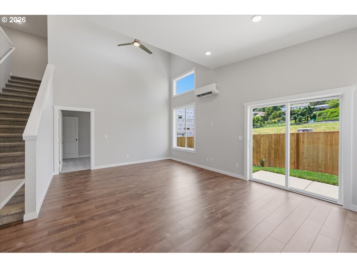 1425 2nd St Property Photo 10