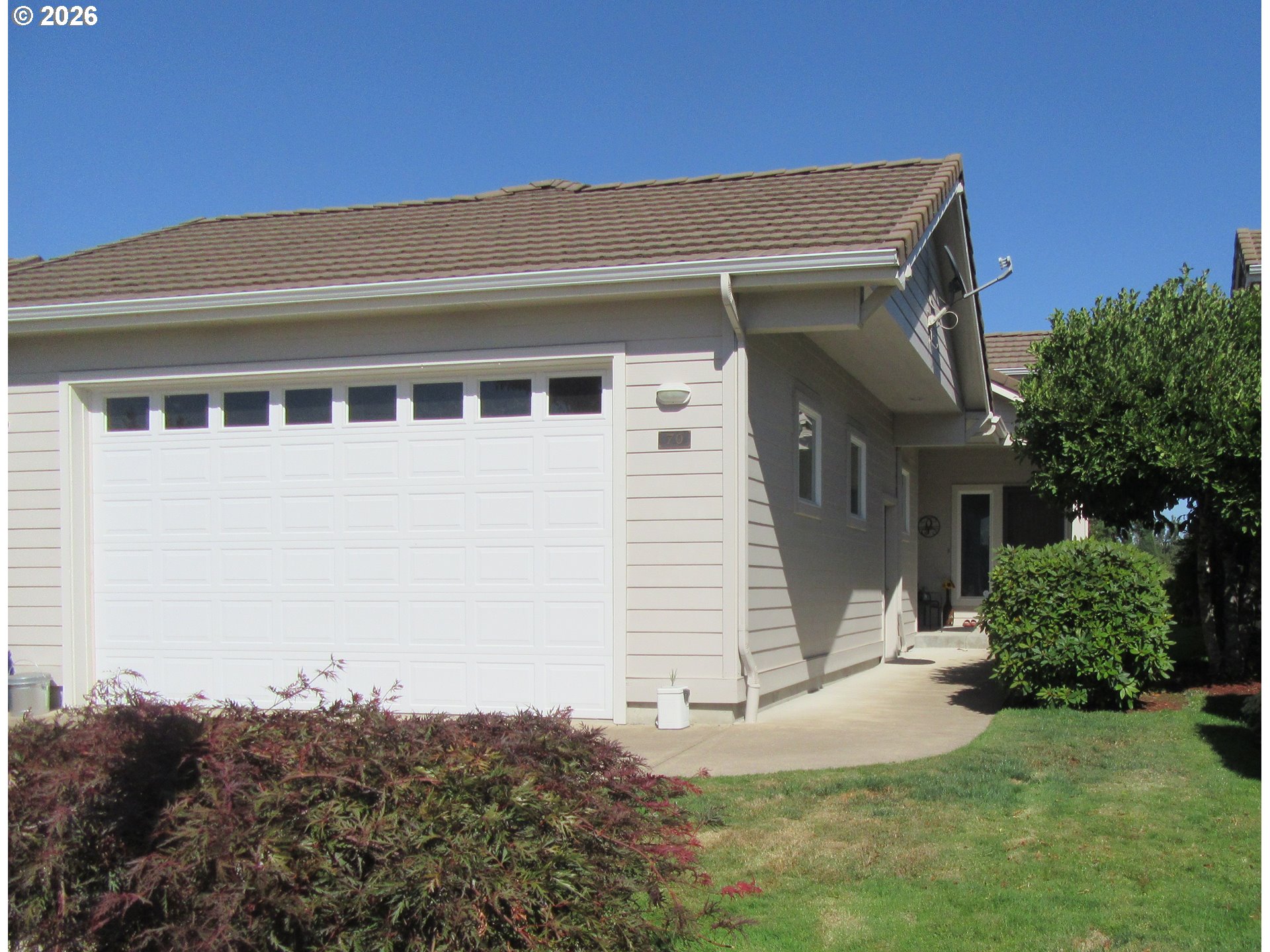 70 Magnolia Dr Property Photo 1