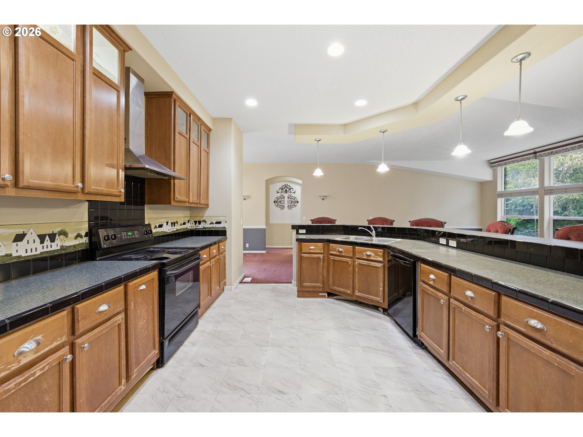 1485 E Santiam St Property Photo 17