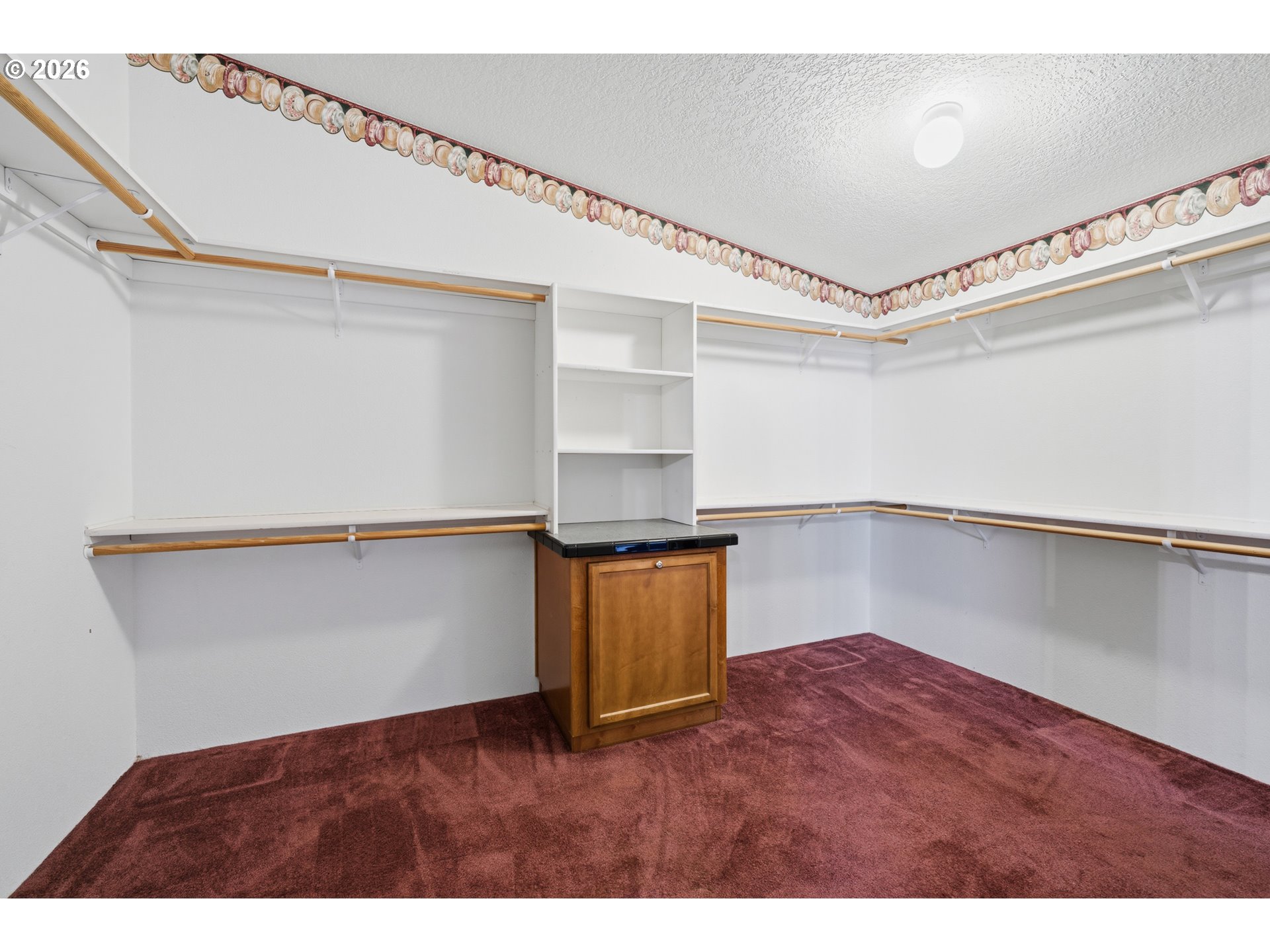 1485 E Santiam St Property Photo 23
