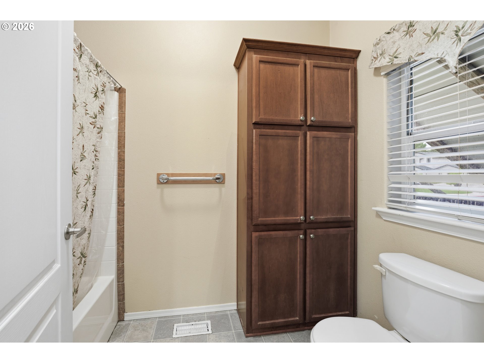1485 E Santiam St Property Photo 26