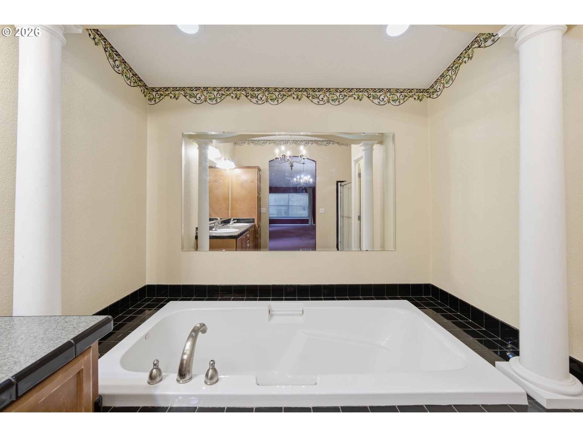 1485 E Santiam St Property Photo 32
