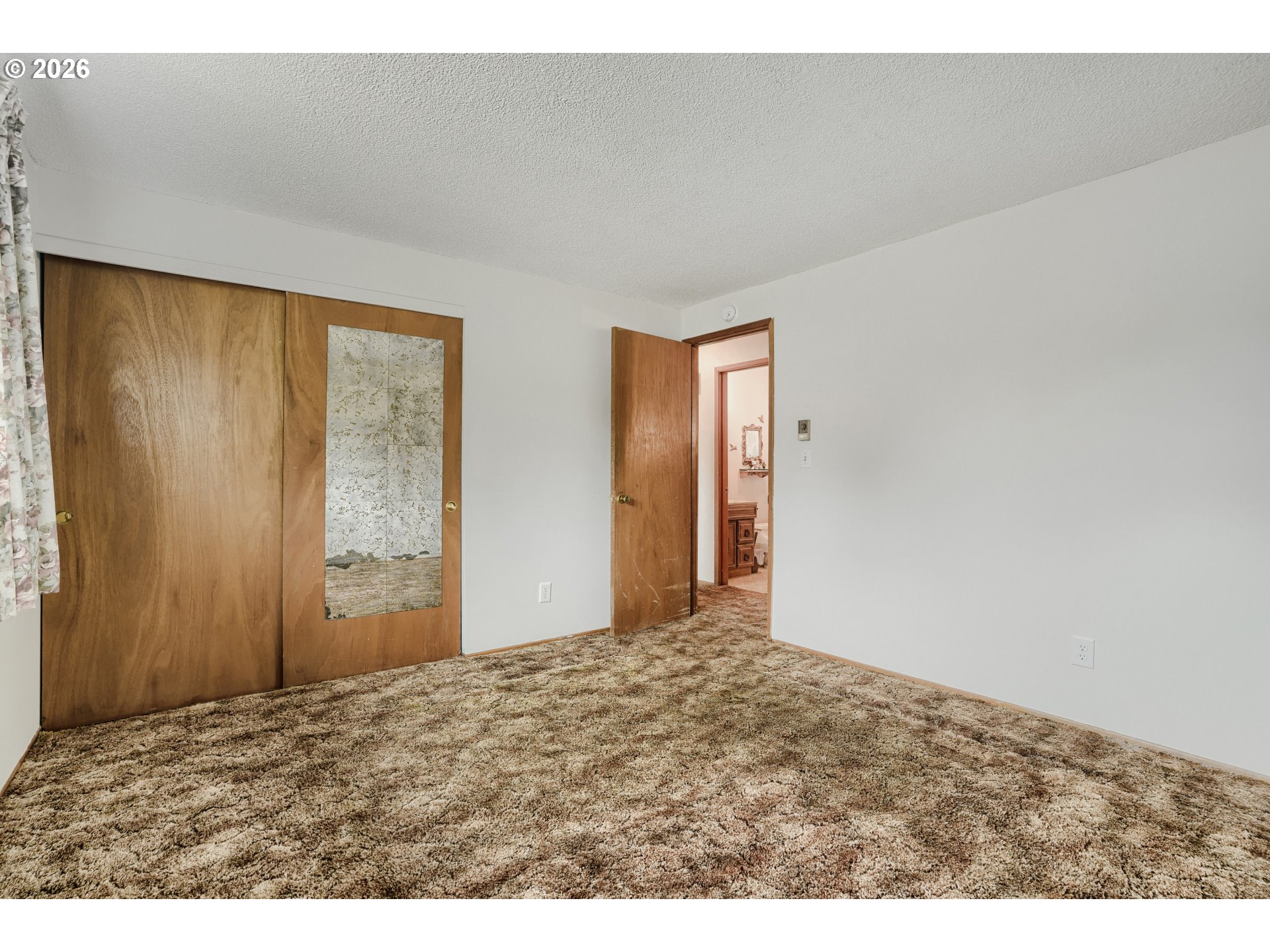 3921 E 16th St Property Photo 17