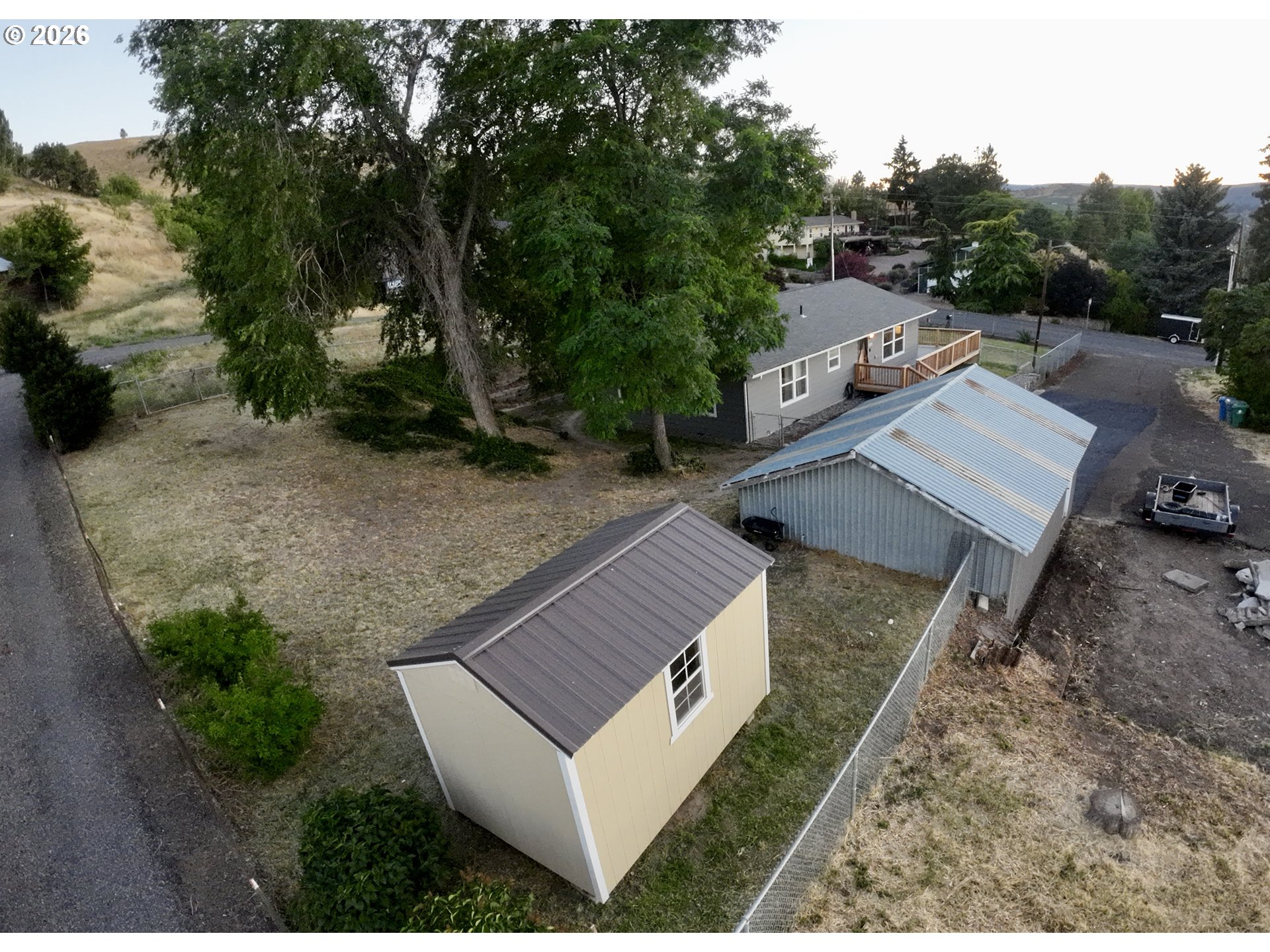1640 Morton St Property Photo 8