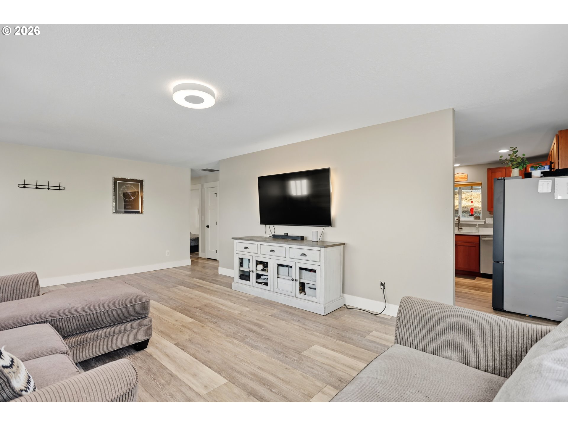 1640 Morton St Property Photo 14