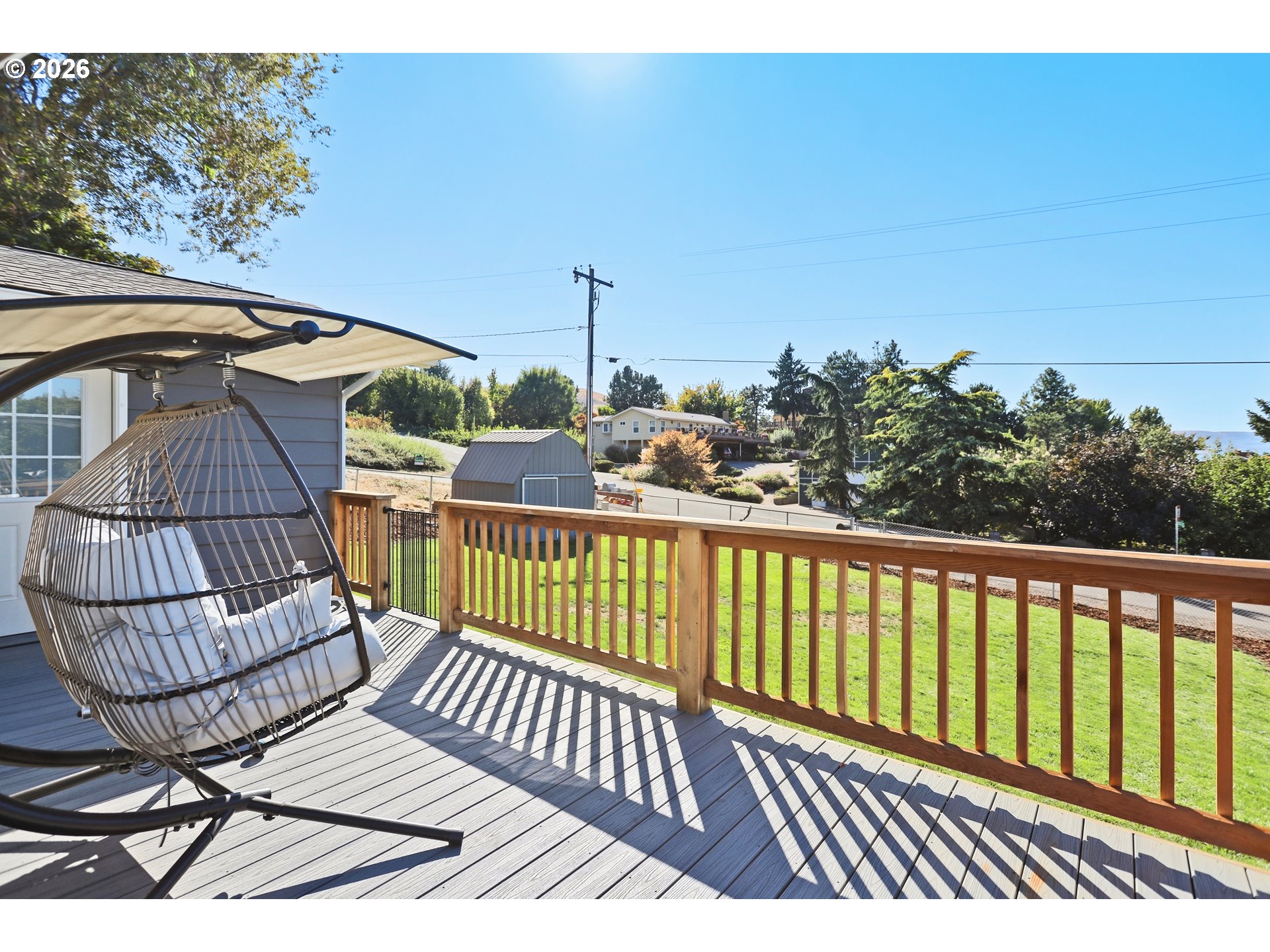 1640 Morton St Property Photo 32
