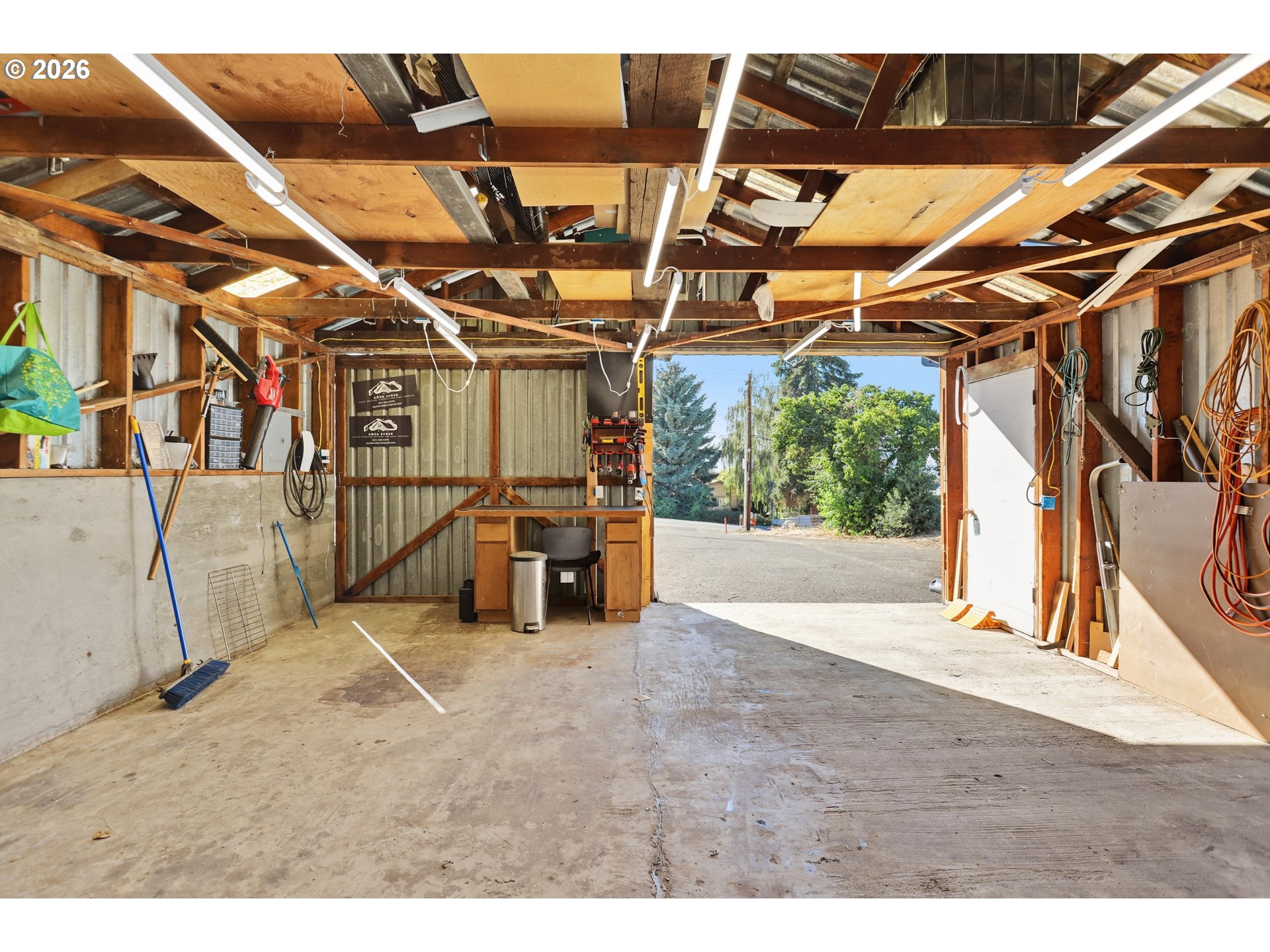 1640 Morton St Property Photo 37