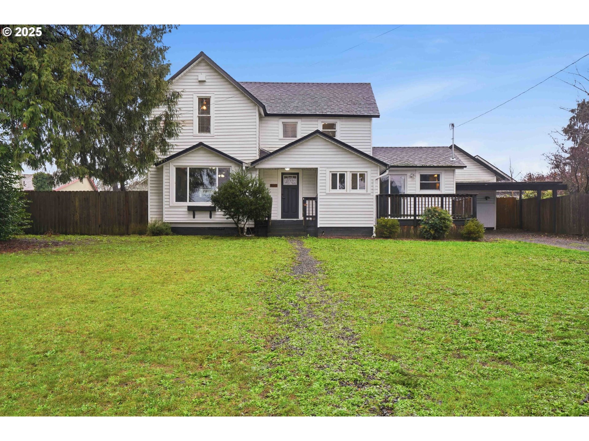 820 Barclay Hills Dr Property Photo 1