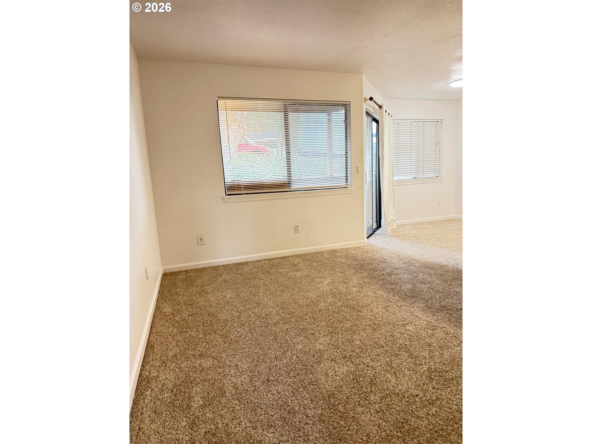 9987 Se Talbert St Property Photo 10
