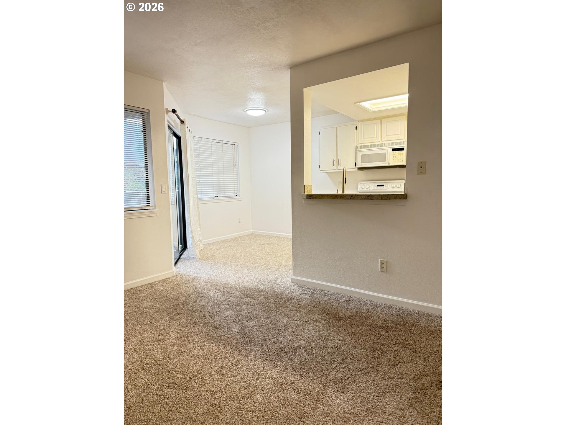 9987 Se Talbert St Property Photo 11