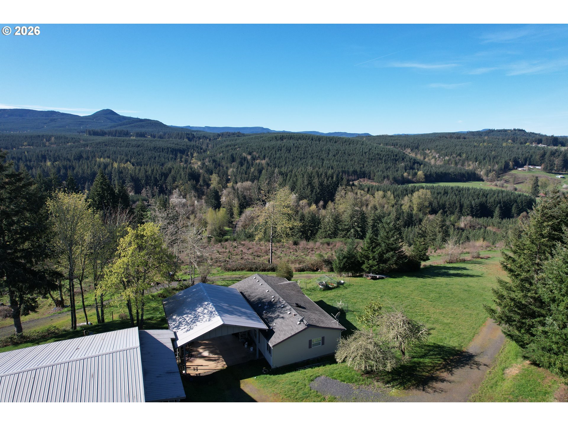 42255 Ames Creek Rd Property Photo 1