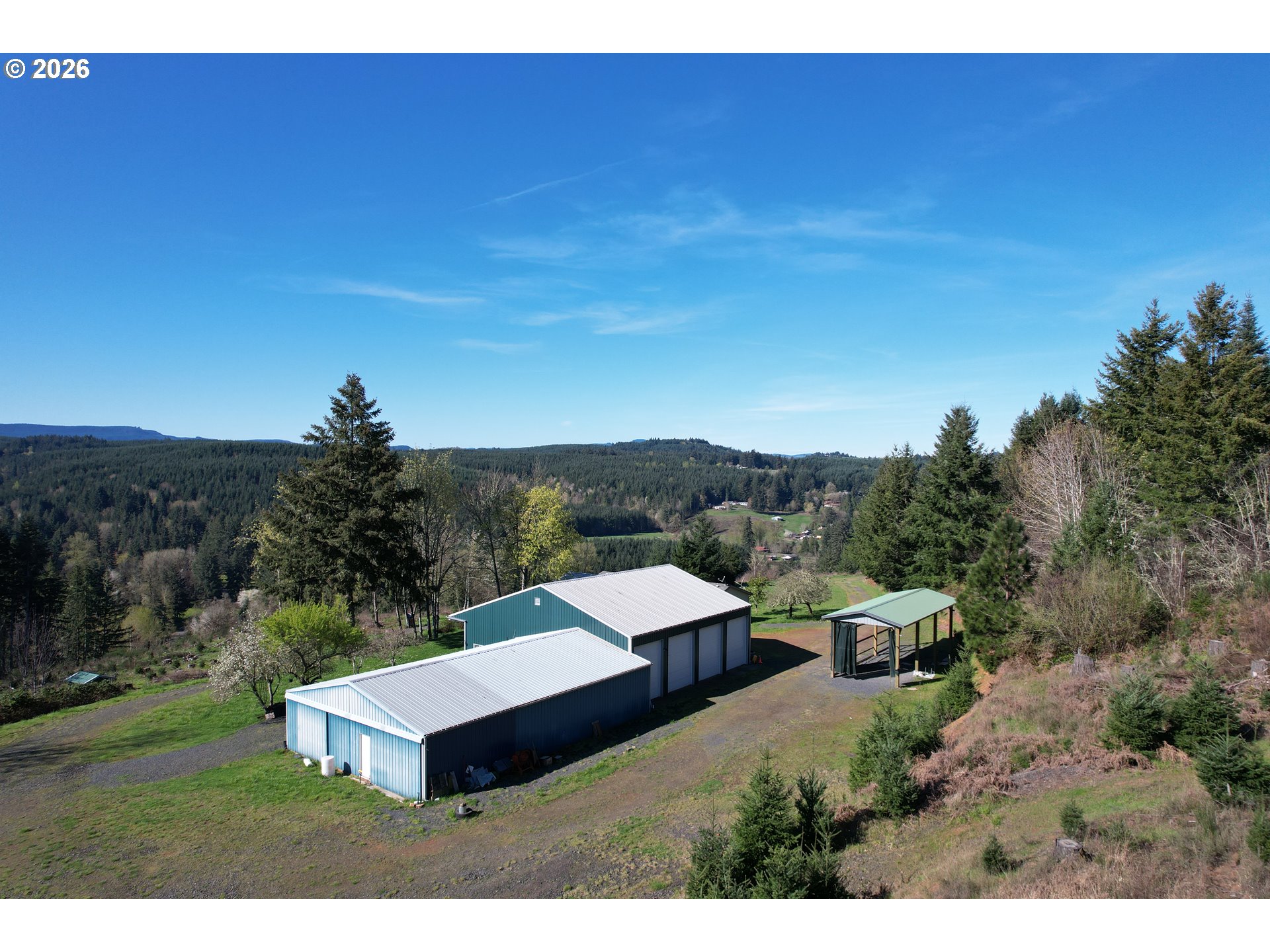 42255 Ames Creek Rd Property Photo 2