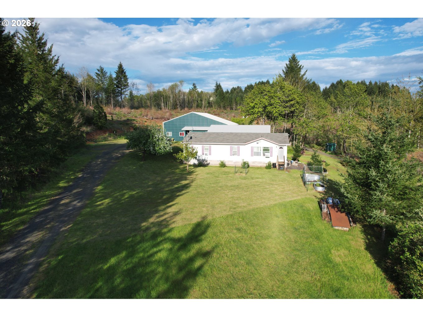 42255 Ames Creek Rd Property Photo 3