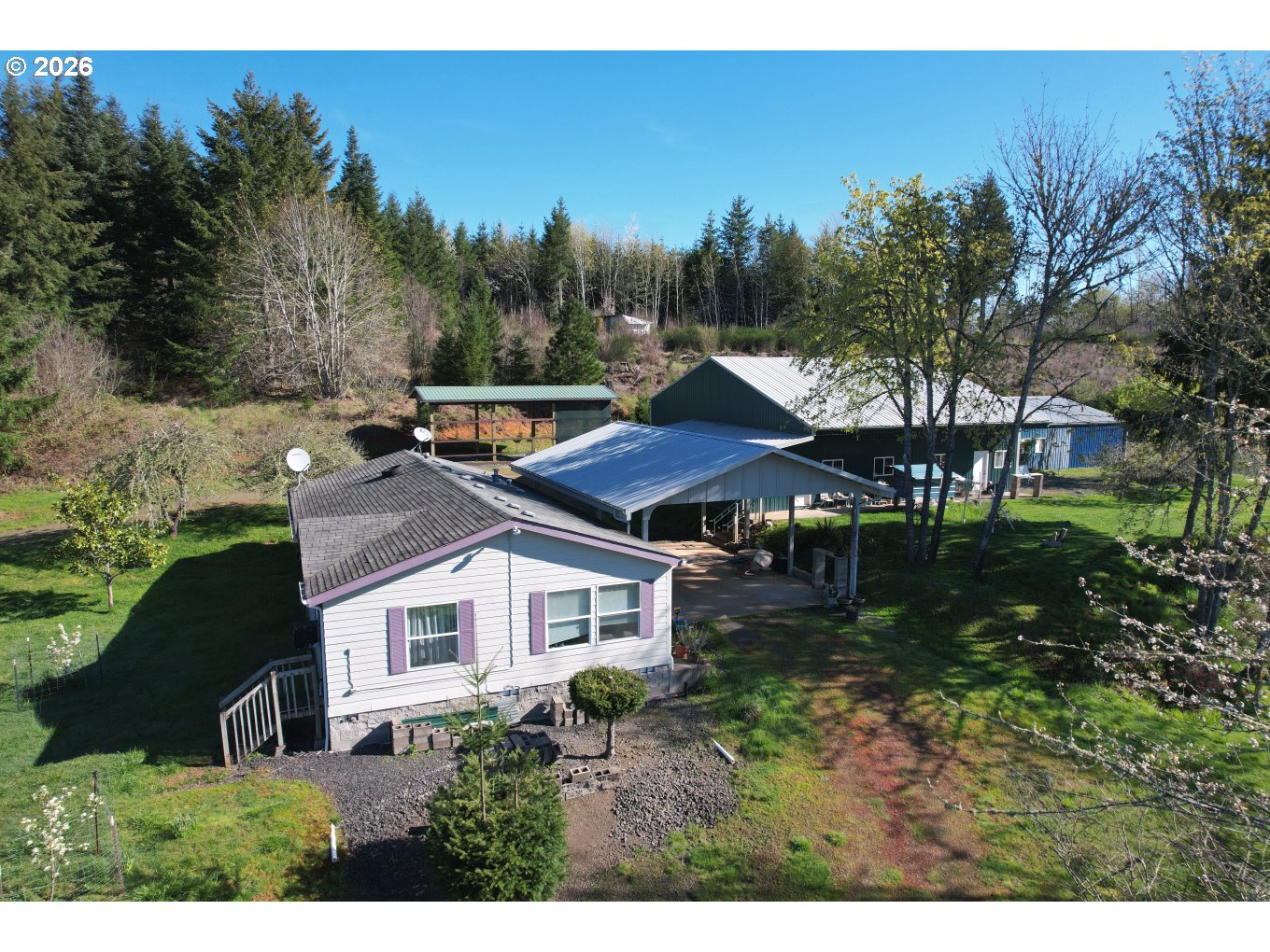 42255 Ames Creek Rd Property Photo 9