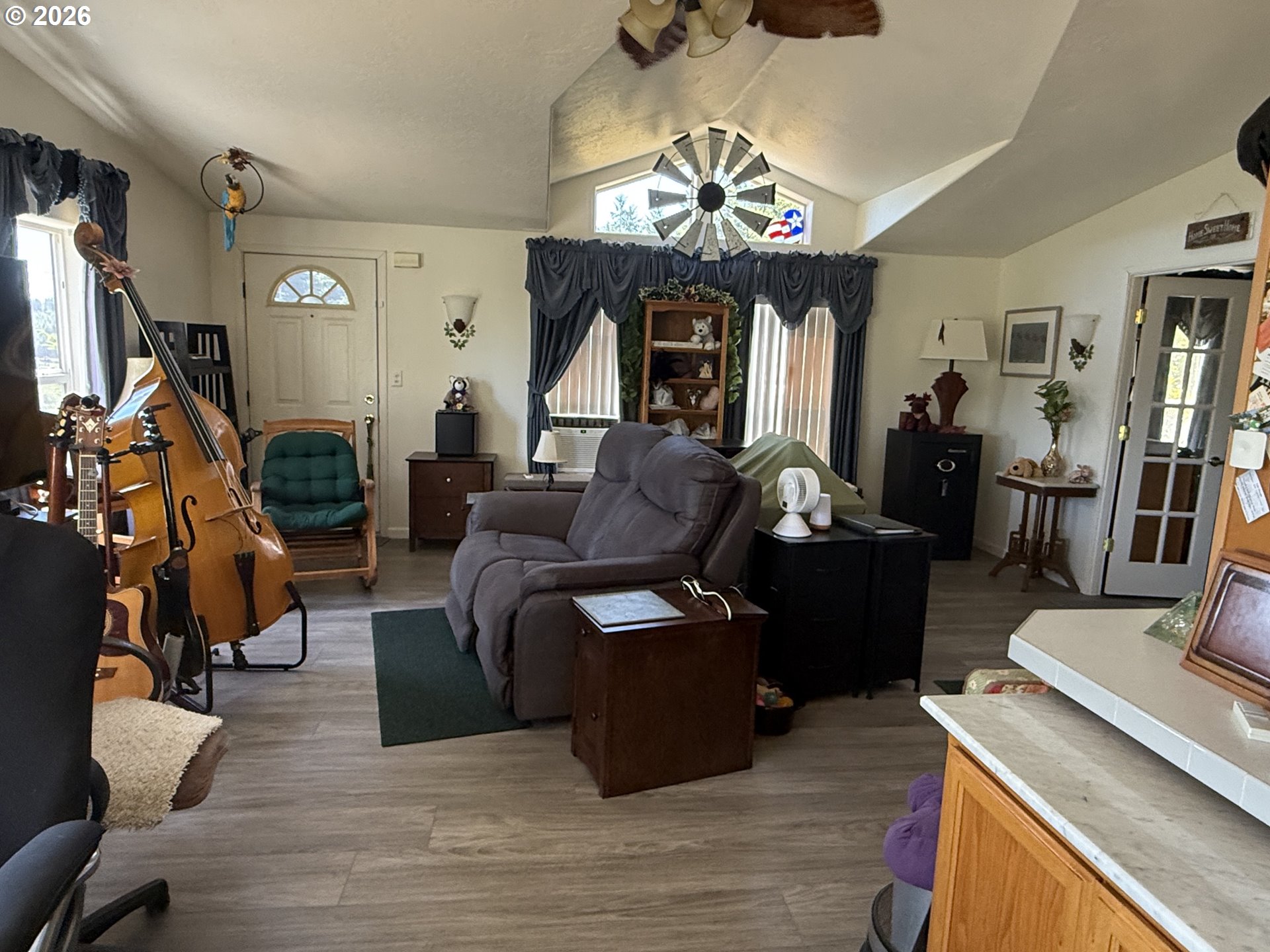 42255 Ames Creek Rd Property Photo 22