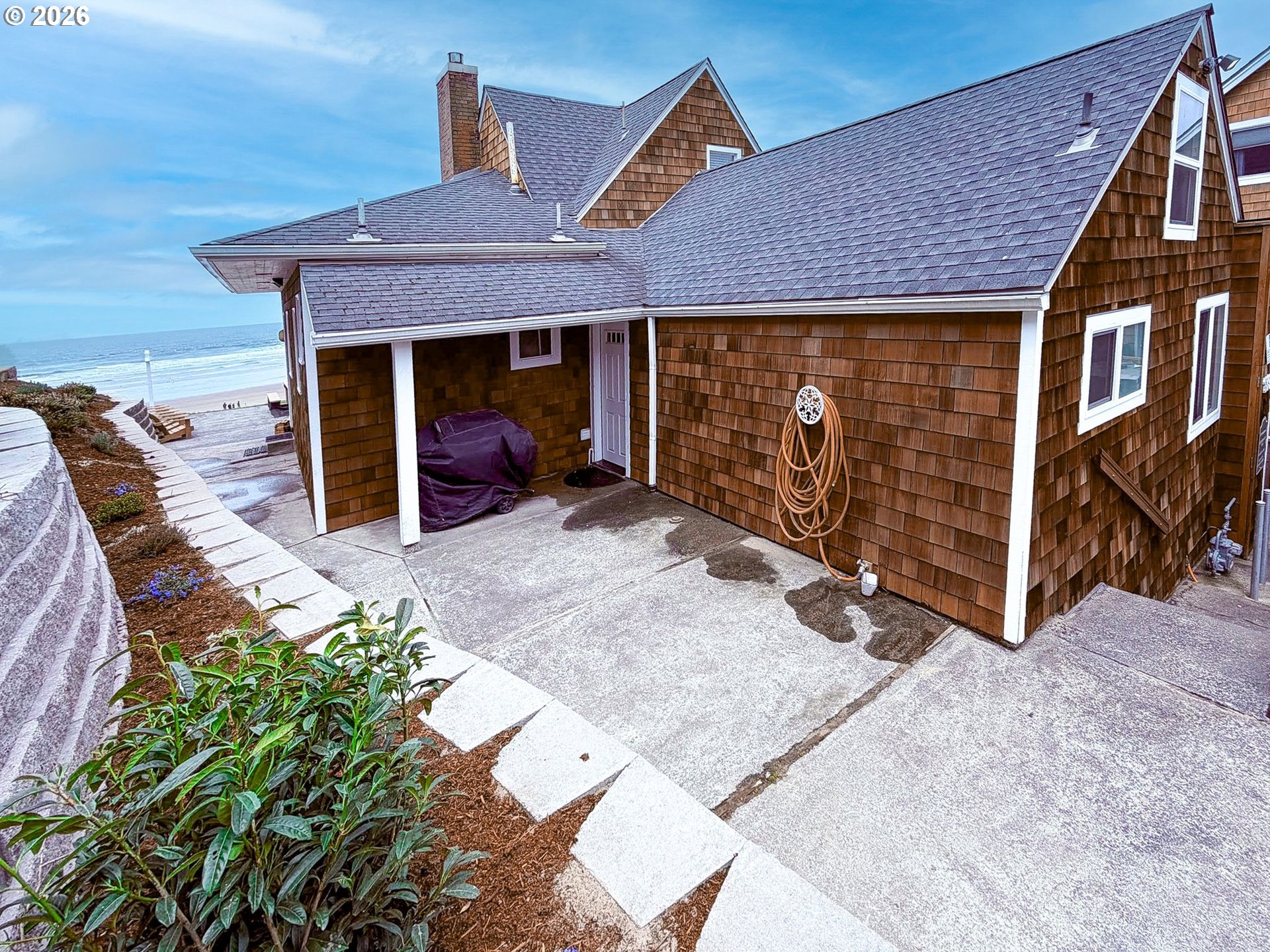 1396 Pacific Ave Property Photo 19