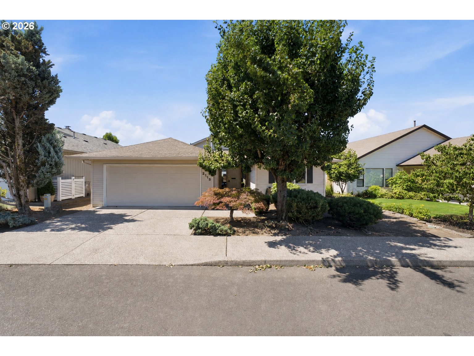 2115 Ne 158th Pl Property Photo 1