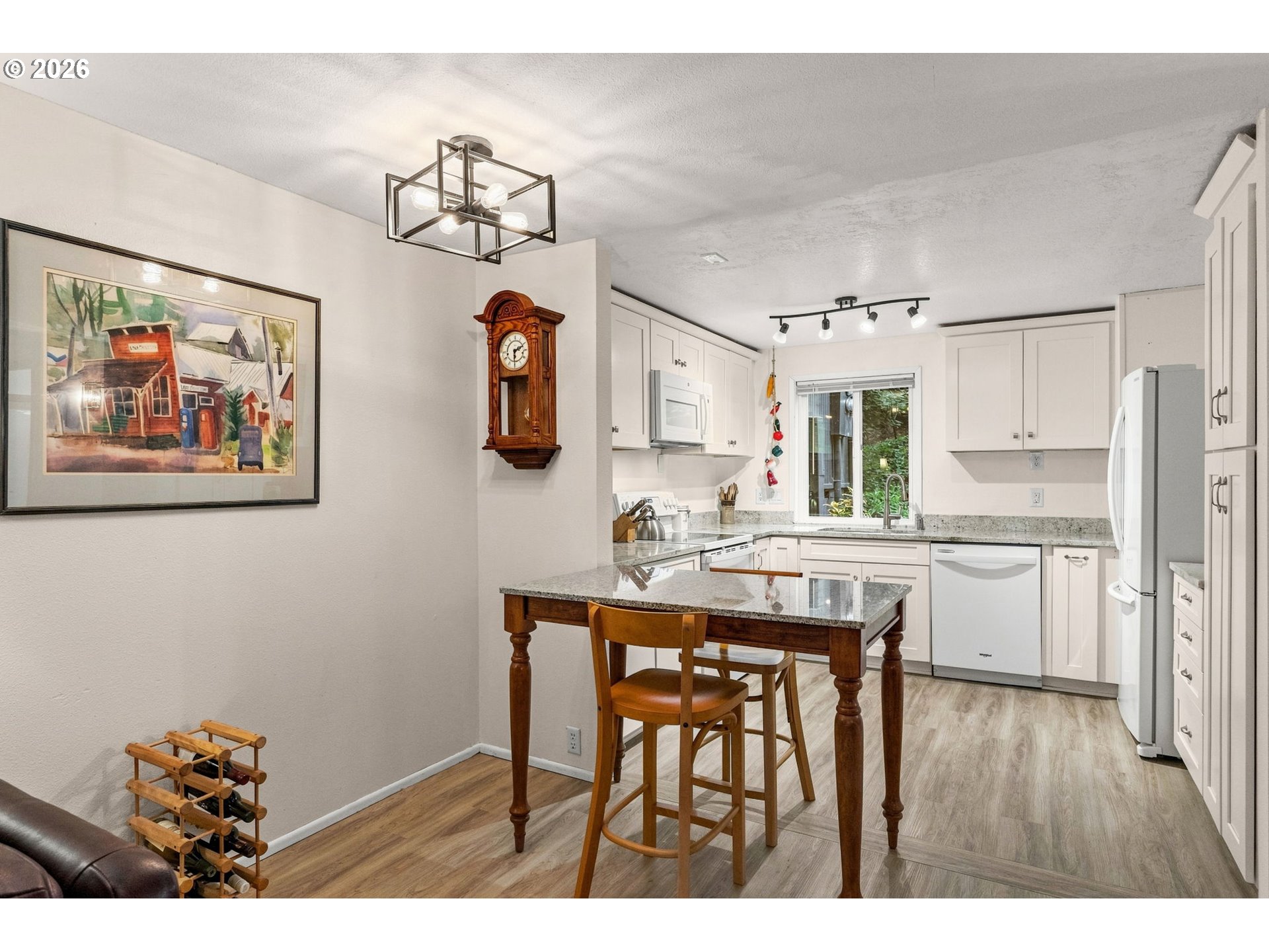 2625 Woodstone Pl Property Photo 5