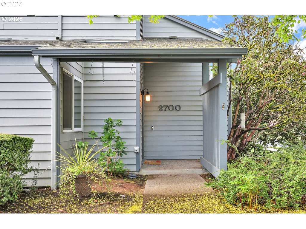 2700 HARLOW RD Property Photo 1