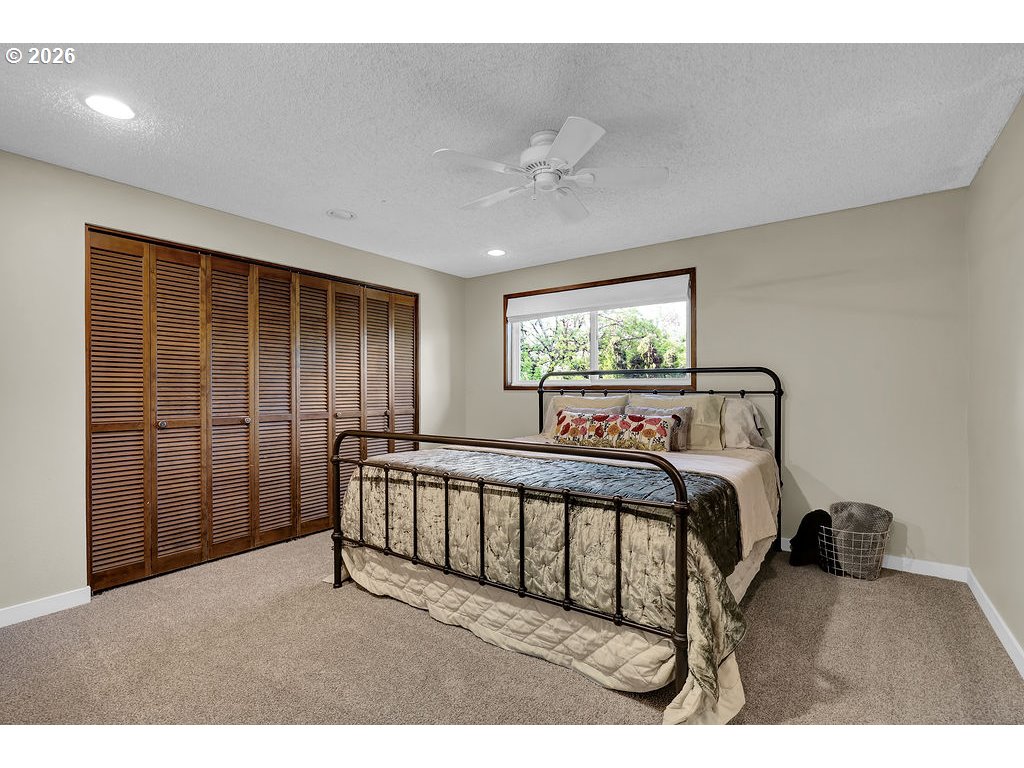 2700 Harlow Rd Property Photo 23