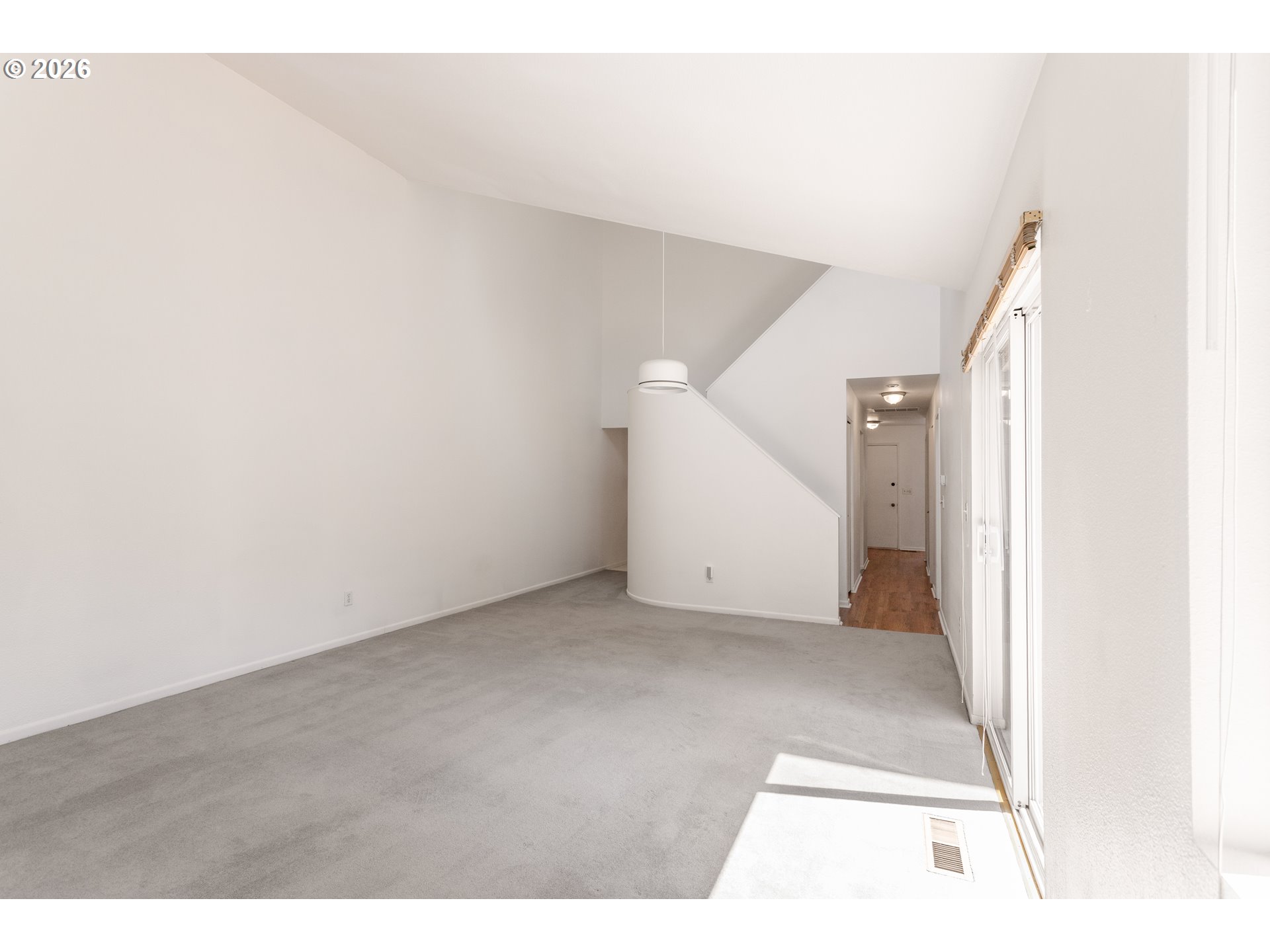 17650 Nw Rolling Hill Ln Property Photo 12