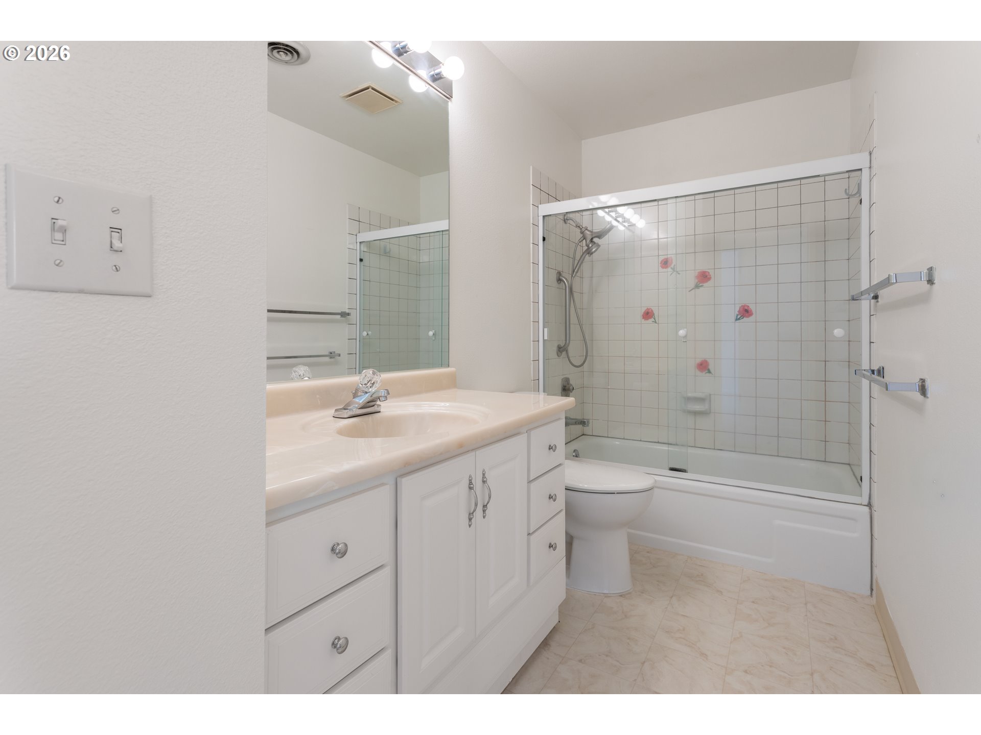 17650 Nw Rolling Hill Ln Property Photo 28