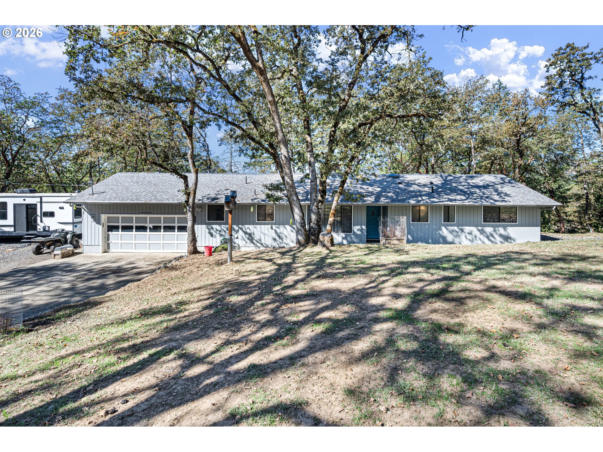 660 Elmar Dr Property Photo 2