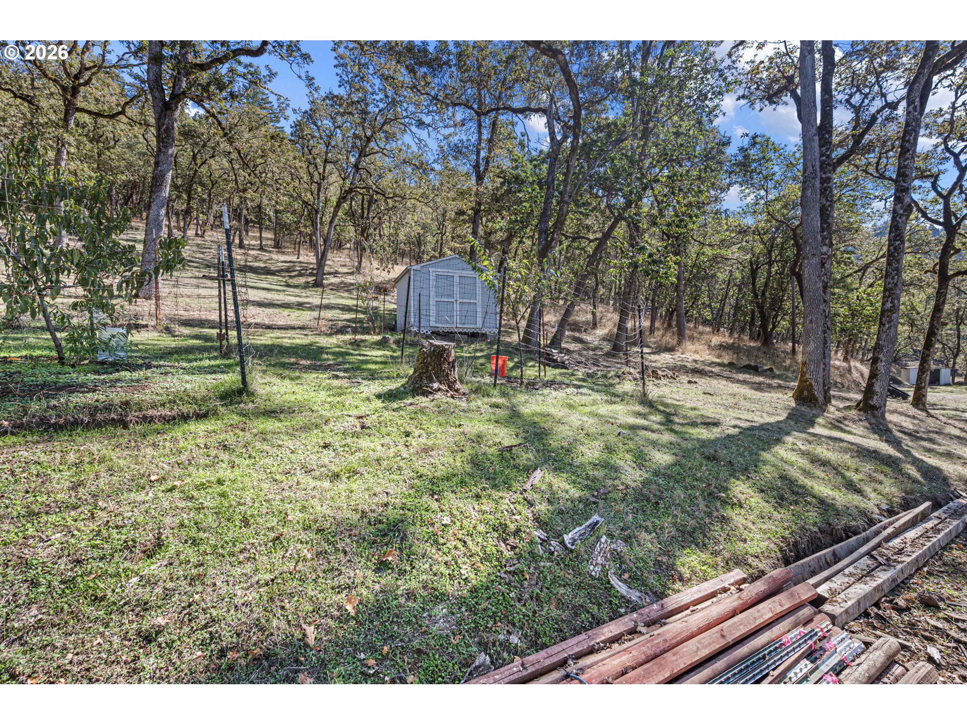 660 Elmar Dr Property Photo 37