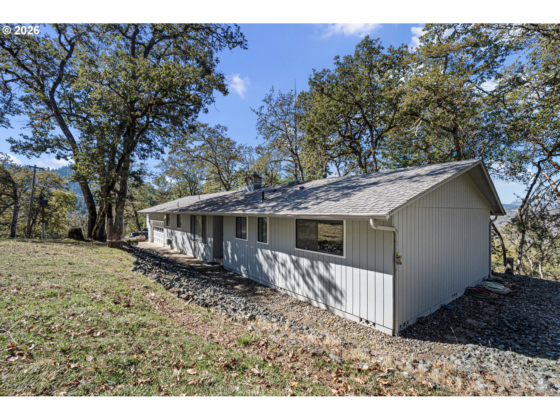 660 Elmar Dr Property Photo 38