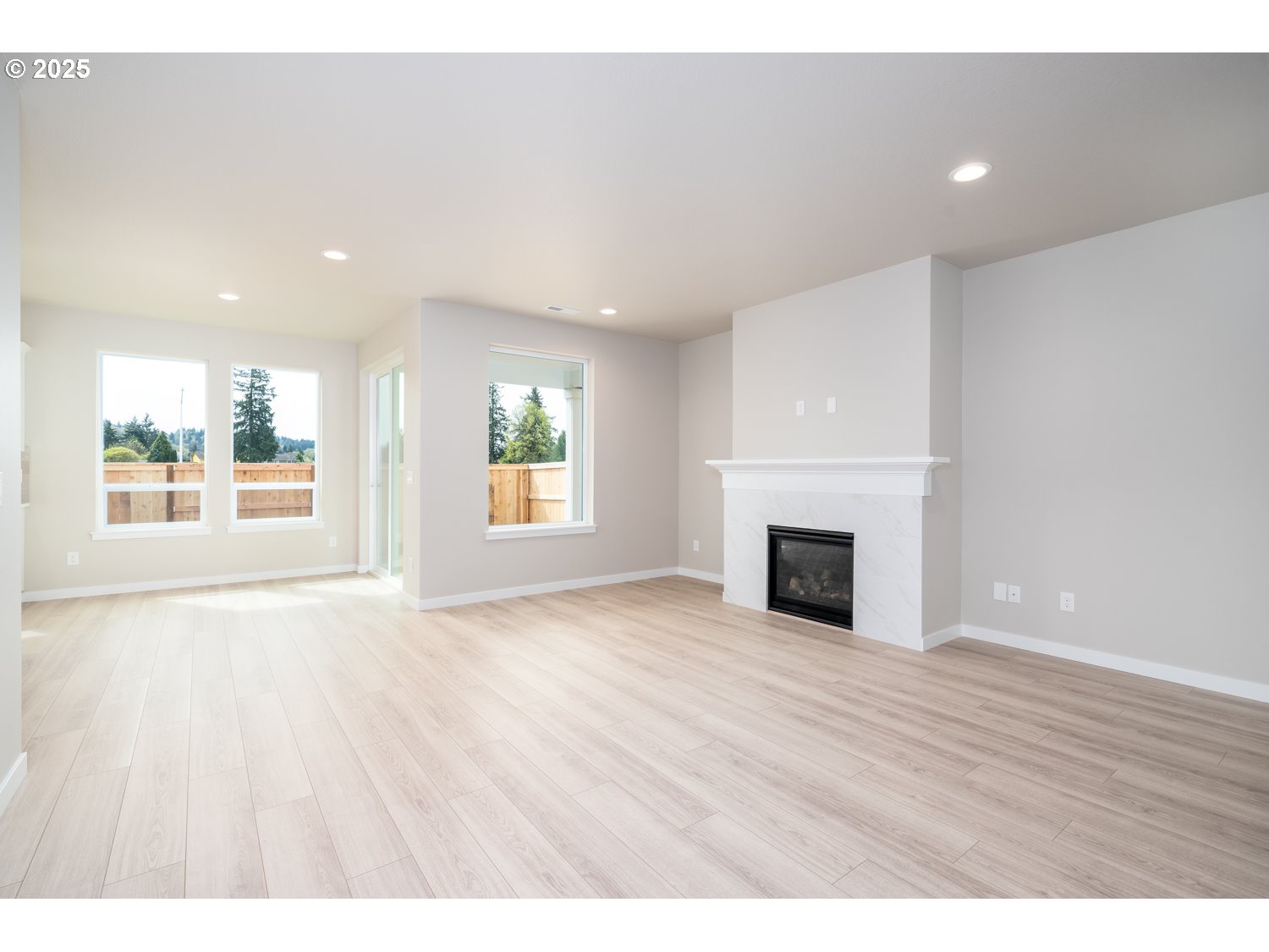 12685 Sw Trask St Property Photo 4