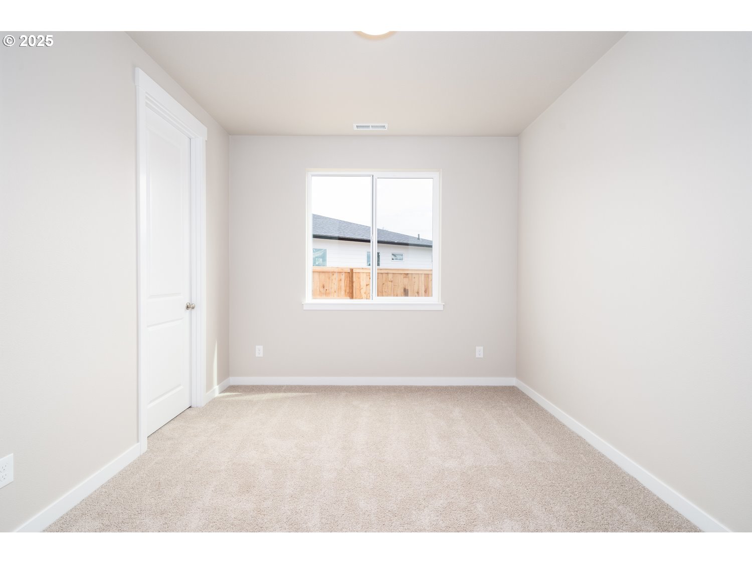 12685 Sw Trask St Property Photo 7