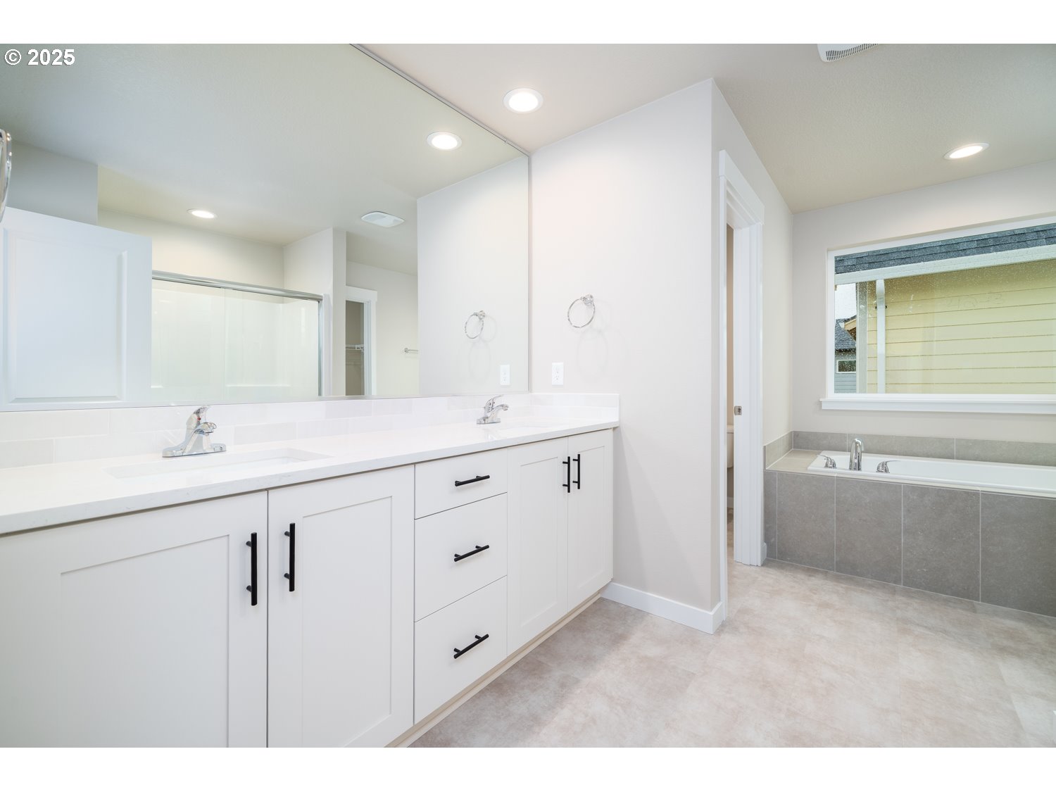 12685 Sw Trask St Property Photo 16