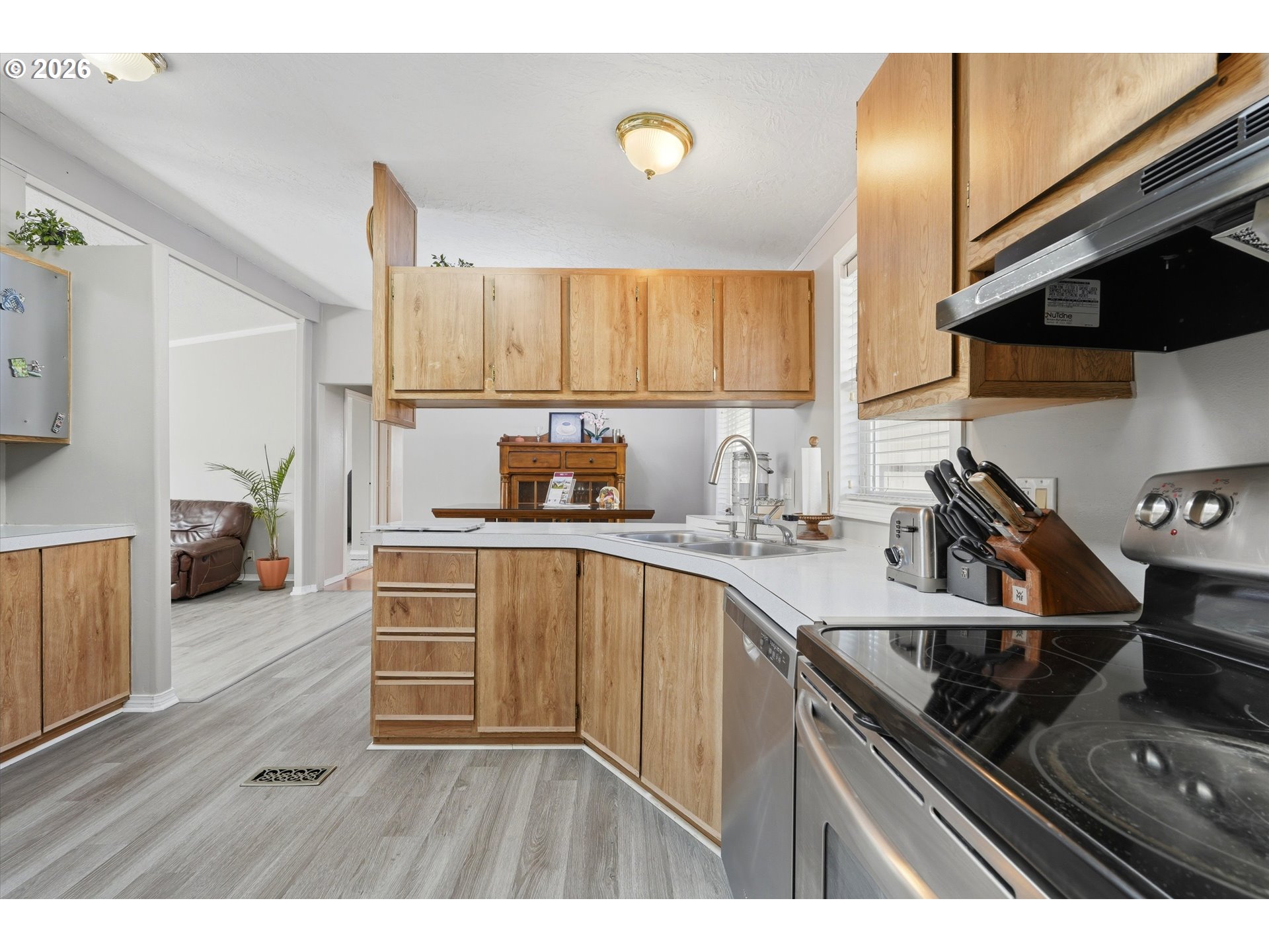 1000 S Mckern Ct 102 Property Photo 16