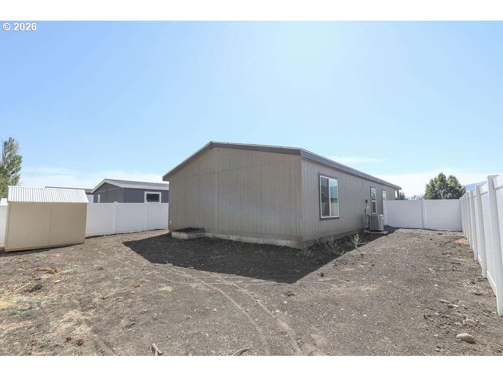 3111 E Q Ave 5 Property Photo 24