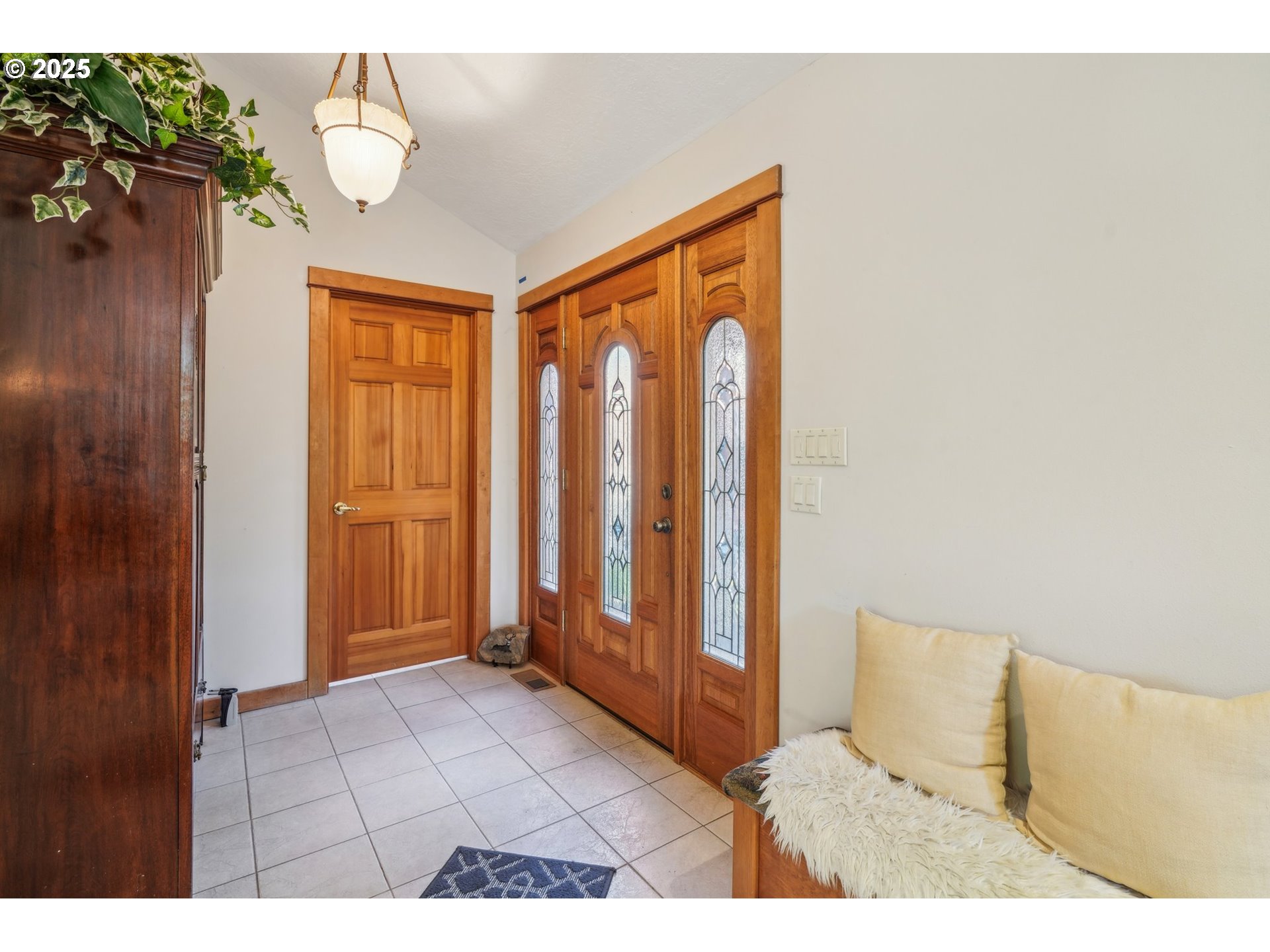 232 Upper Lakeview Rd Property Photo 7