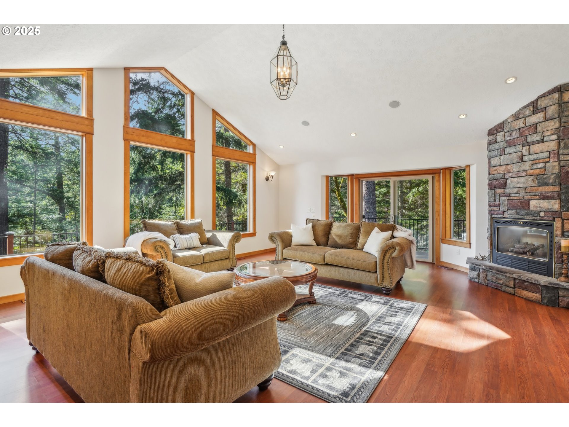 232 Upper Lakeview Rd Property Photo 15