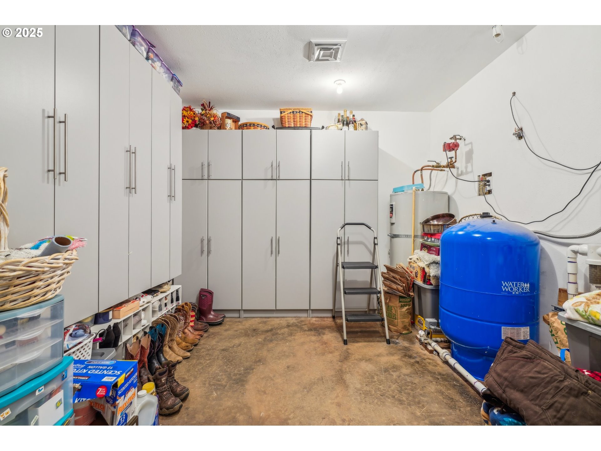 232 Upper Lakeview Rd Property Photo 37