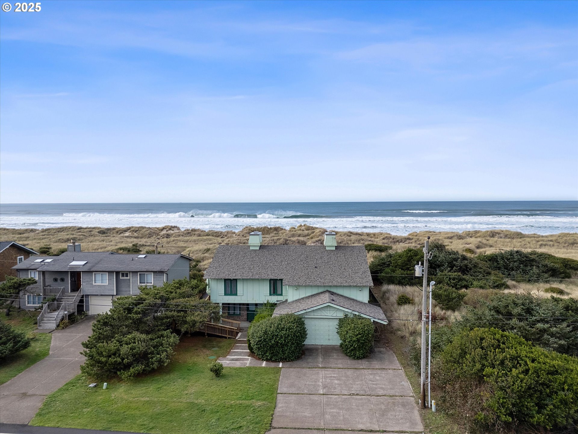 2014 Nw Oceania Dr Property Photo 1