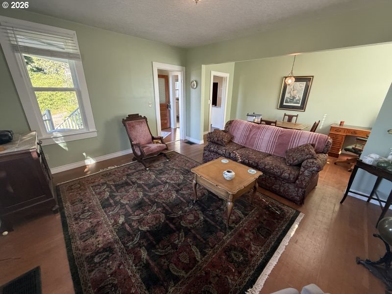 2689 Grand Ave Property Photo 12