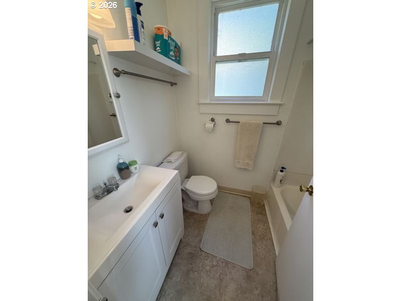 2689 Grand Ave Property Photo 17