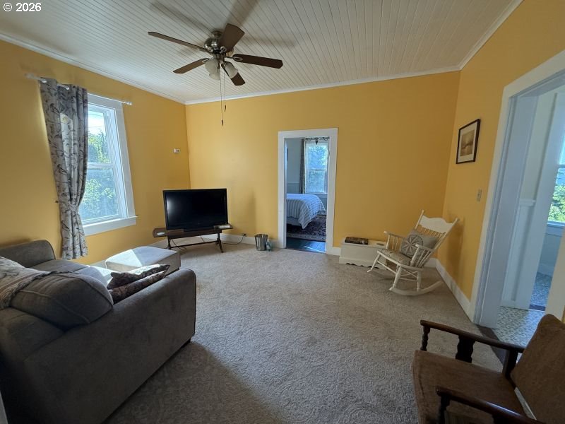 2689 Grand Ave Property Photo 22