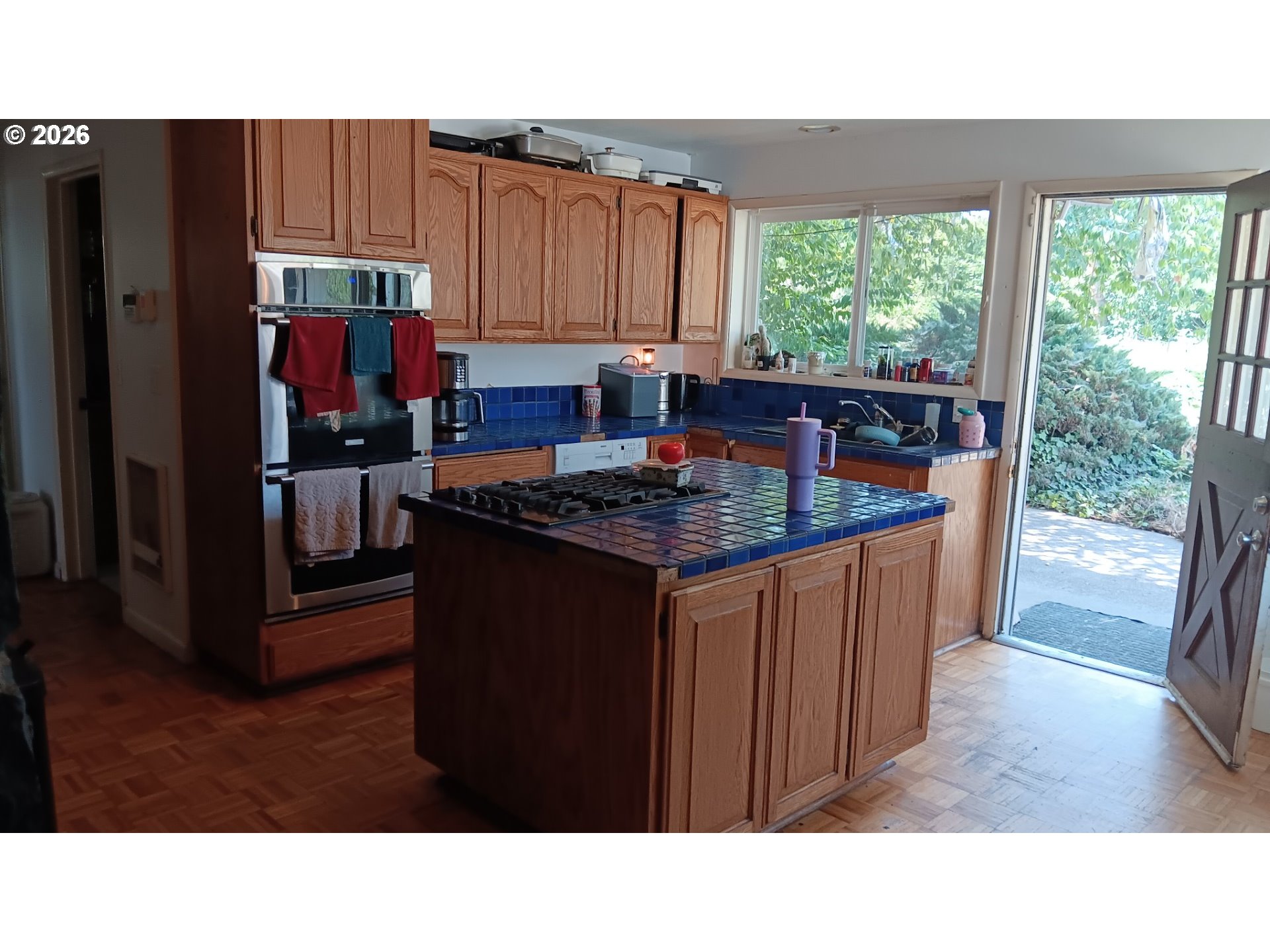 28393 Royal Ave Property Photo 4