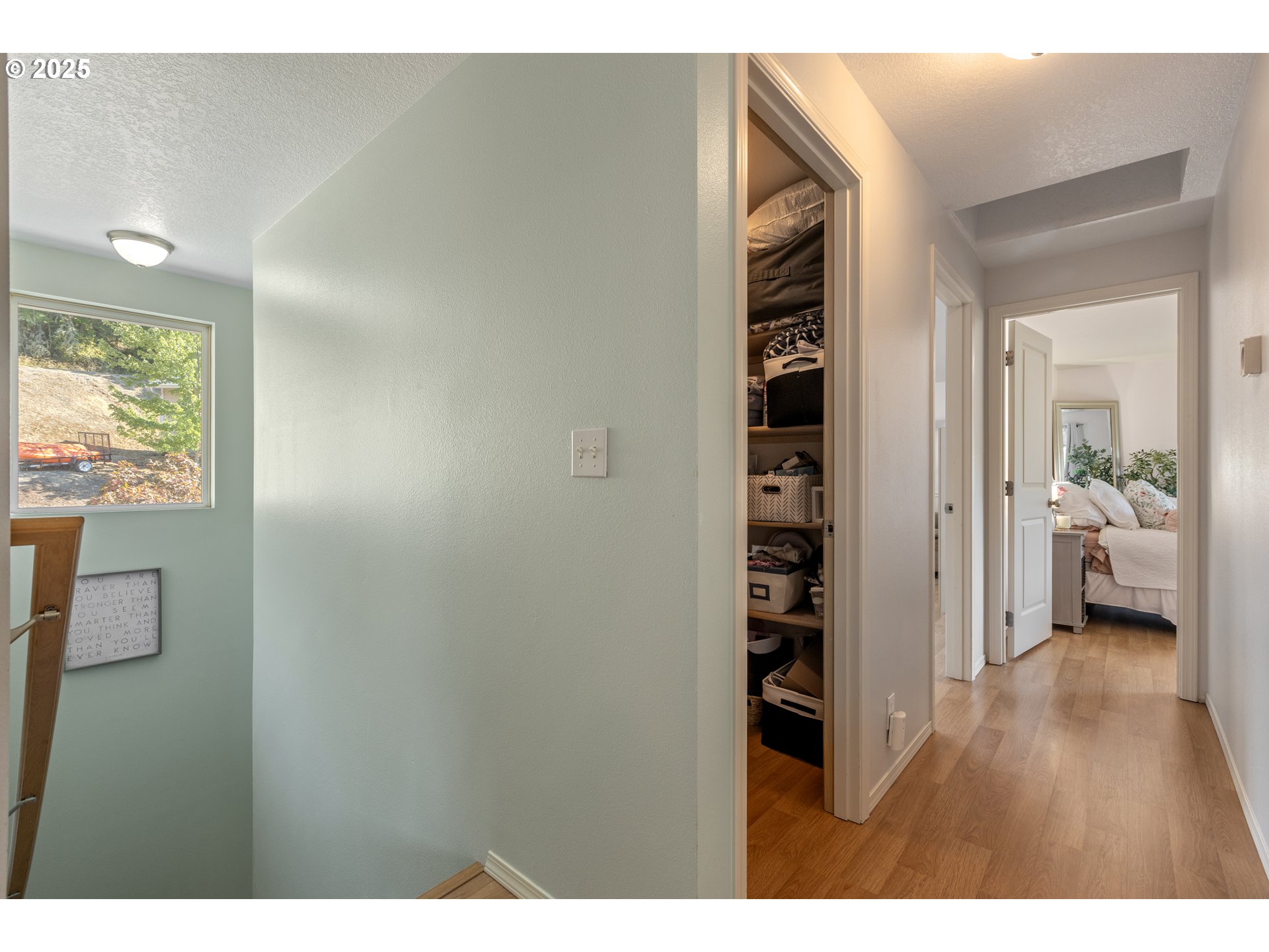 1870 Lakeview Dr Property Photo 29