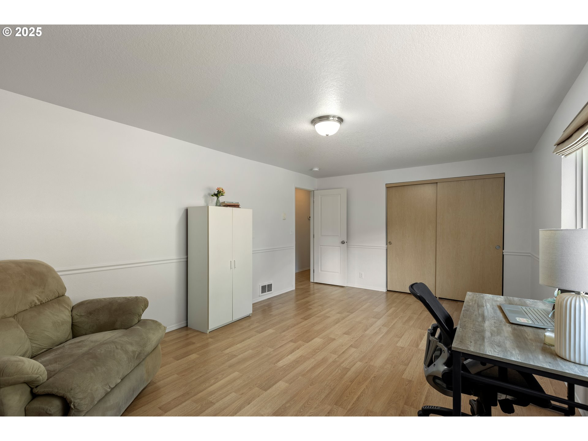 1870 Lakeview Dr Property Photo 34
