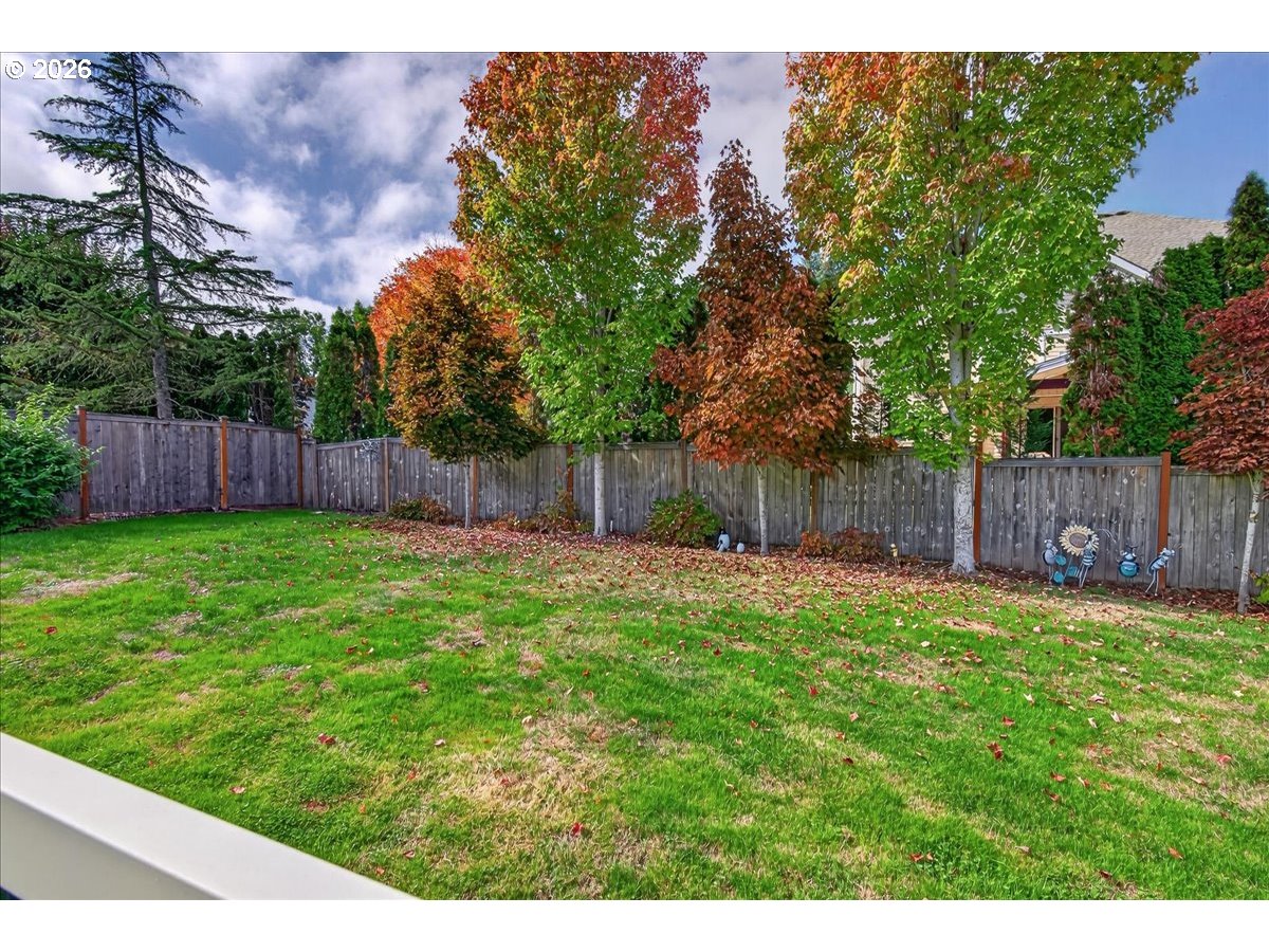 2442 Nw Broadway St Property Photo 28