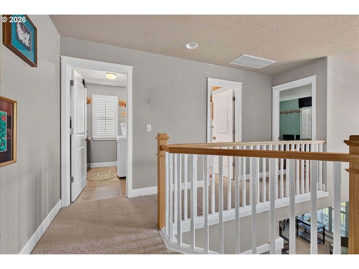 2442 Nw Broadway St Property Photo 39